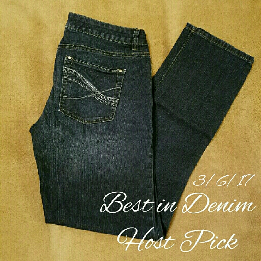 👖White House Black Market blue jeans