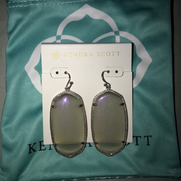 Kendra Scott Danielle iridescent slate earrings