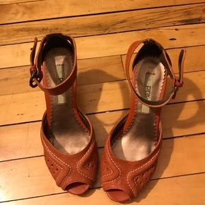 Strap ankle Italian bandalino