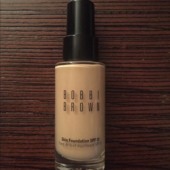 Bobbi Brown Skin Foundation