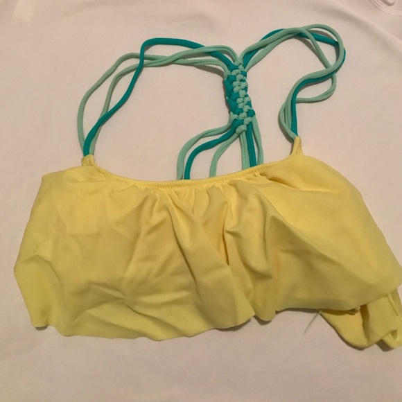 VS Pink flounce swim top XS