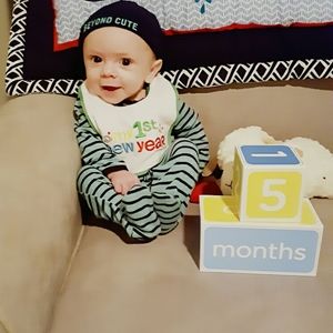 Meet your Posher, Holly