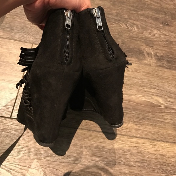 Ash Lynx Bis Fringed Suede Peep Toe Wedge Booties - Picture 2 of 4