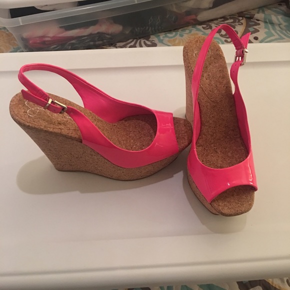 Jessica Simpson Wedge - Picture 1 of 4