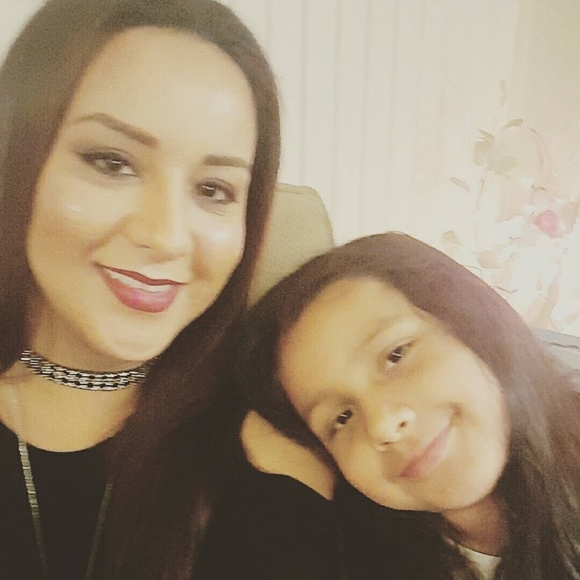 Meet your Posher, Veronica