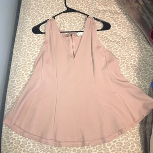 💗XXI pink v-neck top 💗