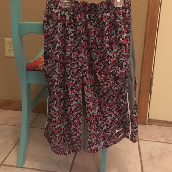 Boys Nike dri-fit size large shorts