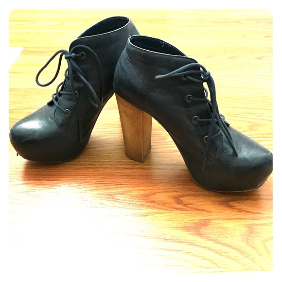 Steve Madden chunky lace-up bootie