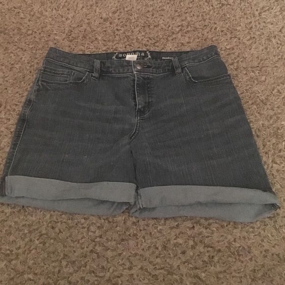 Women's shirts