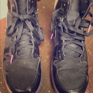 GIᖇᒪᔕ ᑎIKE/ᒍOᖇᗪᗩᑎᔕ