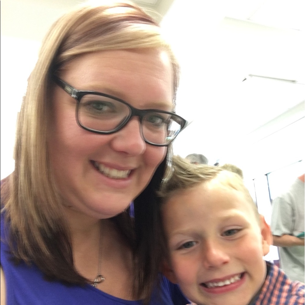 Meet your Posher, Danielle