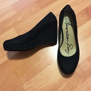 American Rag Kenna Wedges NWT