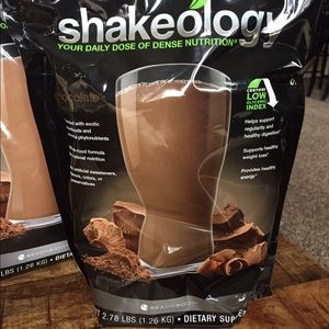 Shakeology- chocolate