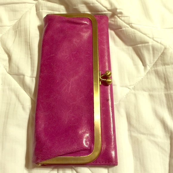 Ladies Hobo Rachel wallet.