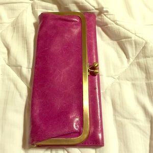 Ladies Hobo Rachel wallet.