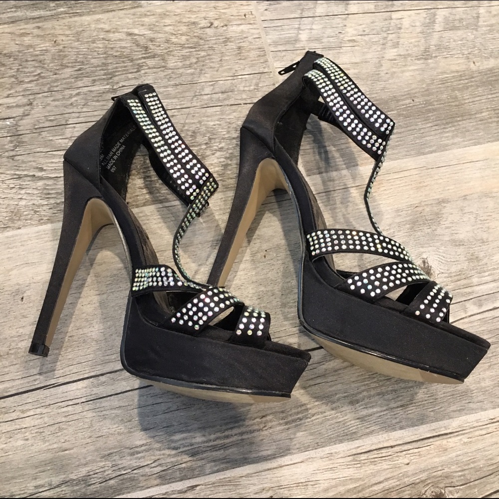 Black Rhinestone Sandals - Picture 2 of 6