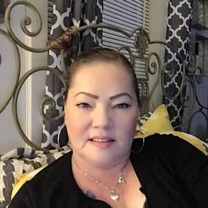 Meet your Posher, Gloria