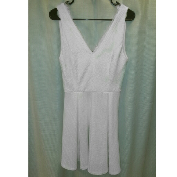 White Dress - Picture 1 of 1