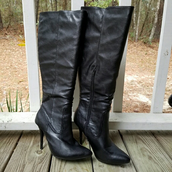 Shoedazzle Janet faux leather heeled boots