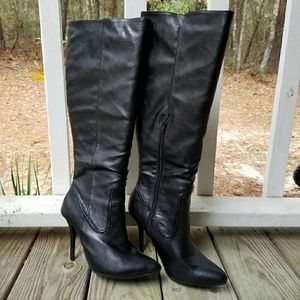 Shoedazzle Janet faux leather heeled boots