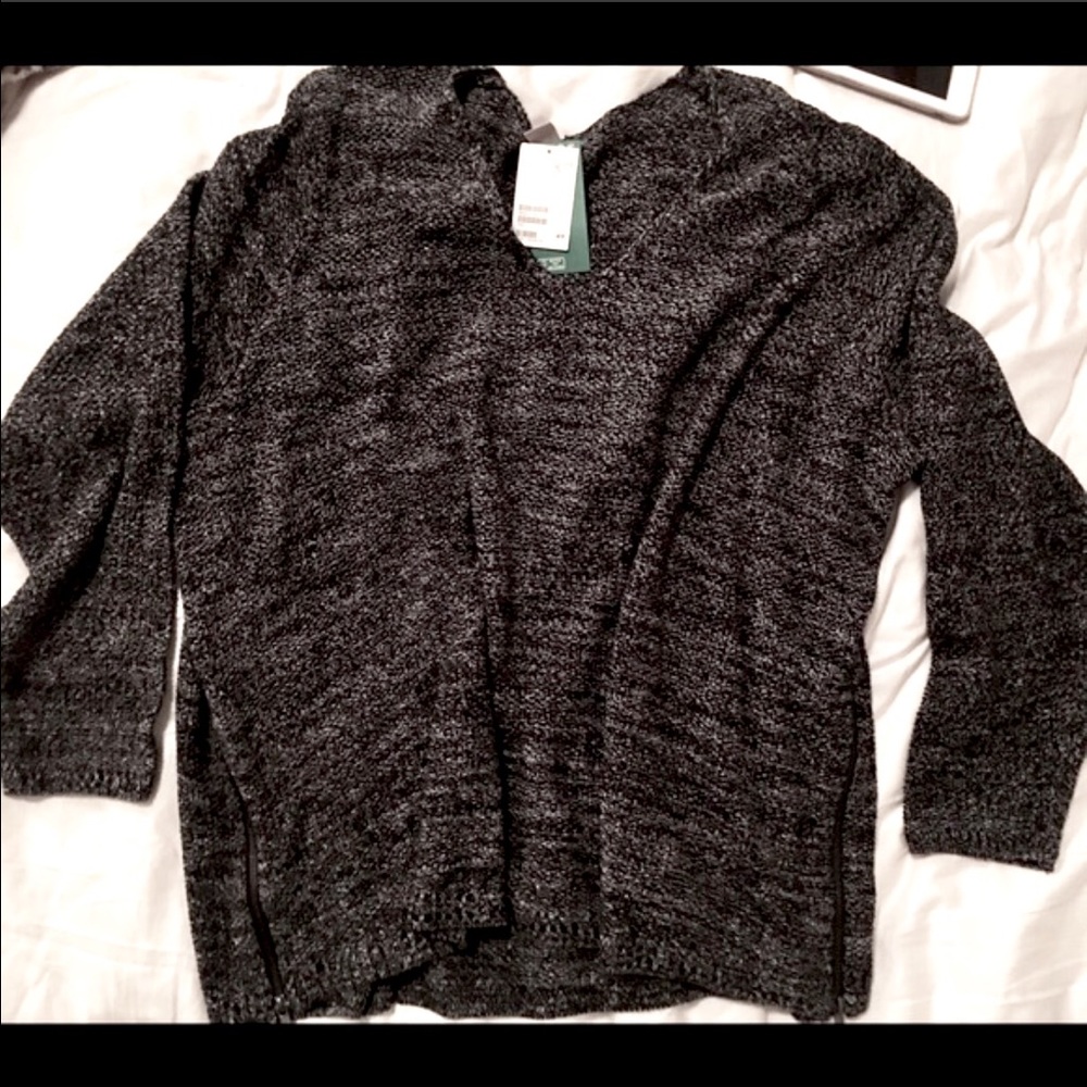 🆕H&M sweater‼️