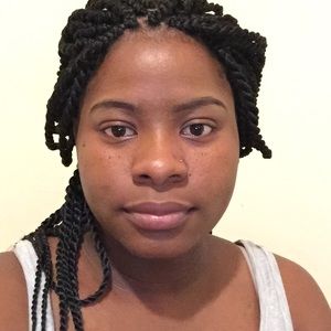 Meet your Posher, Alicia