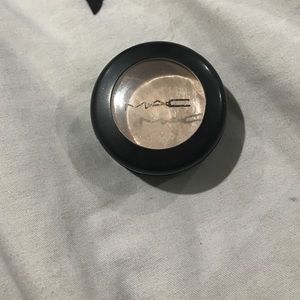 Mac studio finish concealer