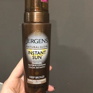 Instant sun self tanning