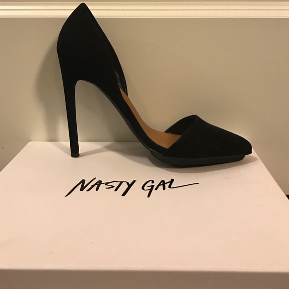 Nasty Gal D'Orsay Suede Pumps!