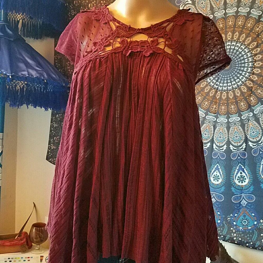 💞Price Drop💞Free People Burgundy Embroidered Top