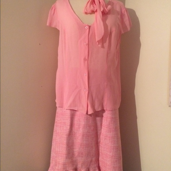 3 piece suit, Blouse Skirt & Jacket - Picture 2 of 4