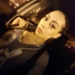 Meet your Posher, Katrina