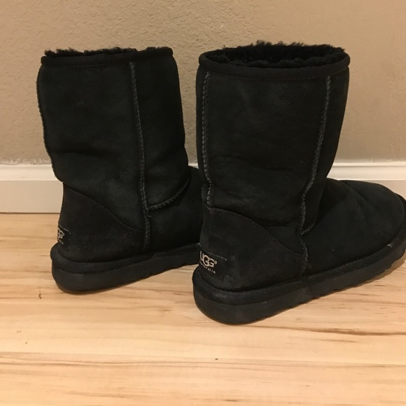 Black Ugg Boots - Picture 2 of 3
