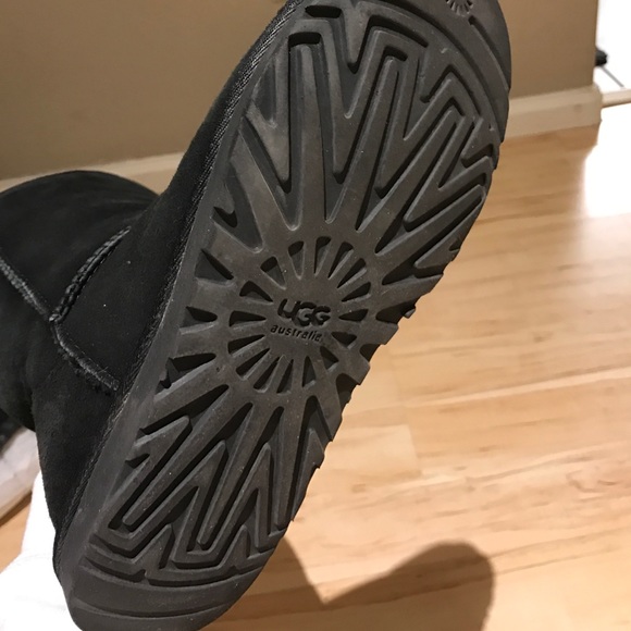 Black Ugg Boots - Picture 3 of 3