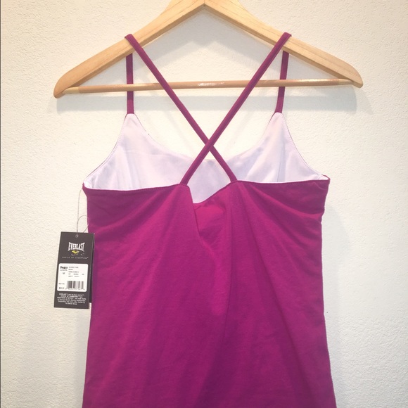 Everlast athletic tank with bra