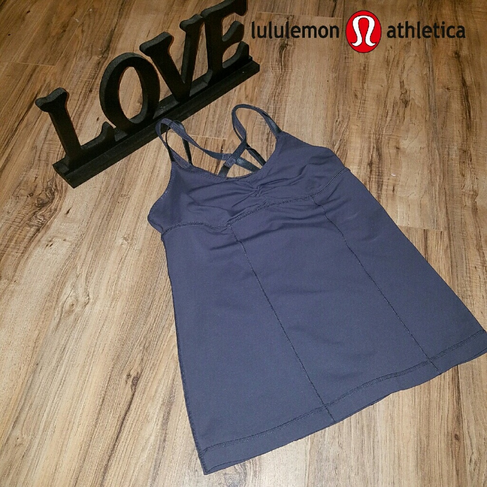 SALE!!! Lululemon size 8