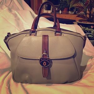 Dooney & Bourke shoulder bag