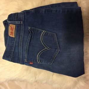 Levi's 524 Skinny Jean