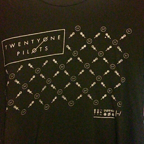 twenty one pilots shirt - Picture 2 of 2