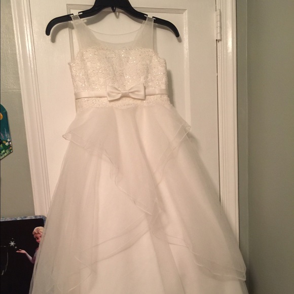 Flower girl dress - Picture 2 of 4