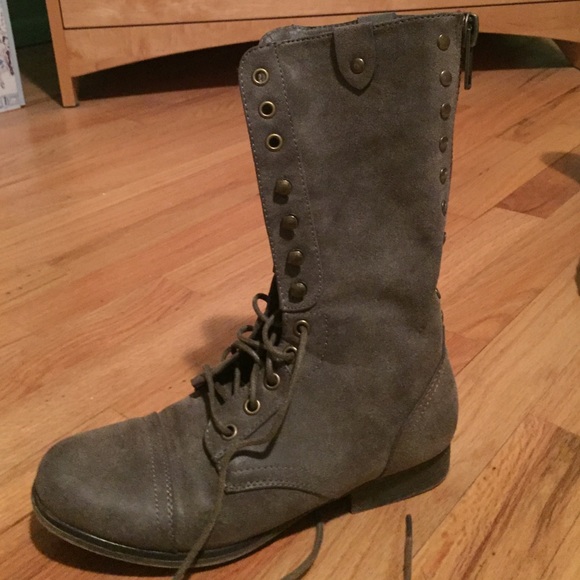 Steve Madden gray combat boots