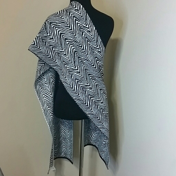 Vera Bradley Accessories - Vera Bradley Cozy Knit Scarf BLK/ WHI Zebra