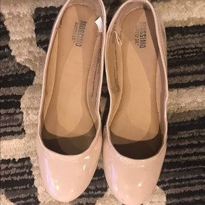 Mossimo nude patent leather ballet flats