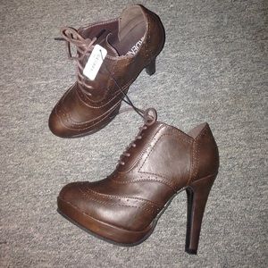 Ardene Size 8 Heel Booties