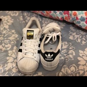 ADIDAS SUPERSTAR🙌🏻🙌🏻 size 8 in men