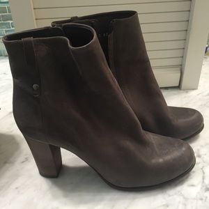 Coclico Bernice Bootie in light brown