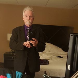 Meet your Posher, Bruce