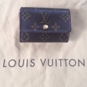 Authentic 💯 LV Monogram Compact Wallet