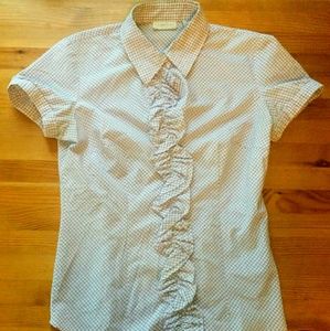 Short-sleeved blouse