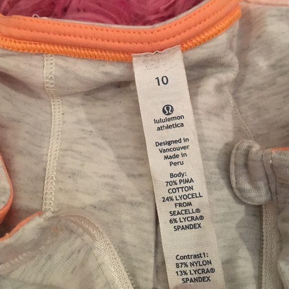 RARE Lululemon top - Picture 2 of 4